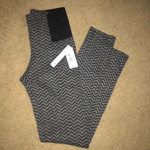 Elastic waistband pull on chevron ponte pants - Picture 3 of 5